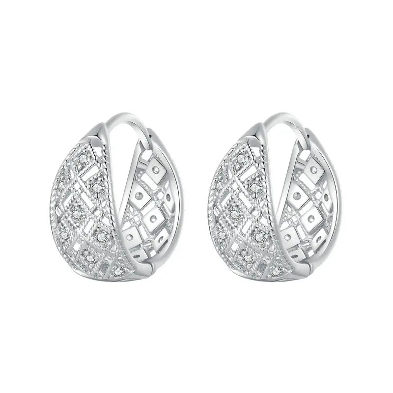 traced pattern silver hoop earring