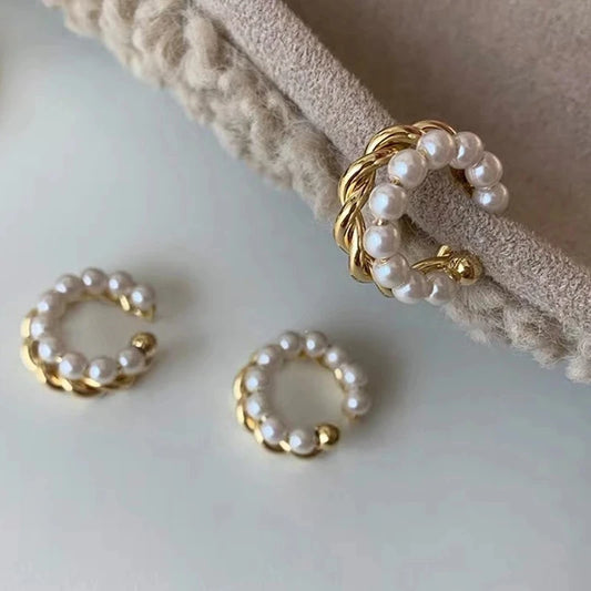 Twist Pearl Ear Cuff