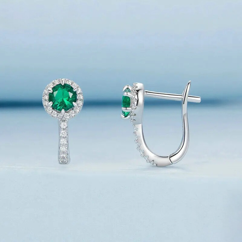 emerald green earring